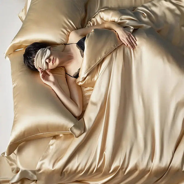 LuxeSilk Couture: Premium Mulberry Silk Bedding Set